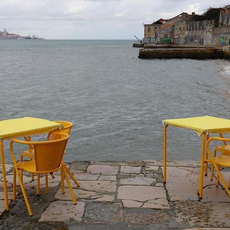 Casa Terra Cota - Almada Apartment ภายนอก รูปภาพ
