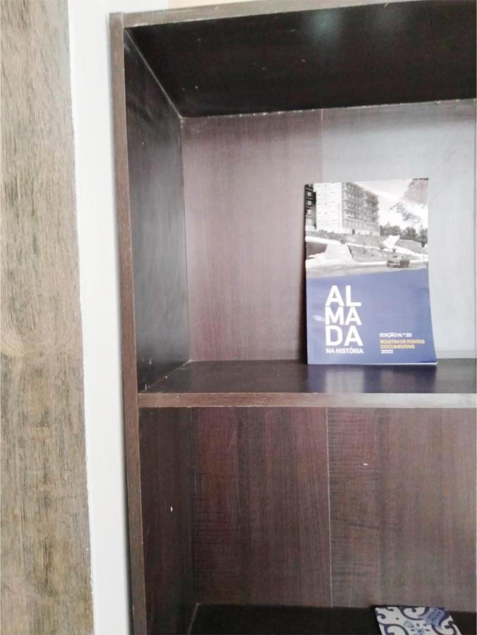 Casa Terra Cota - Almada Apartment ภายนอก รูปภาพ