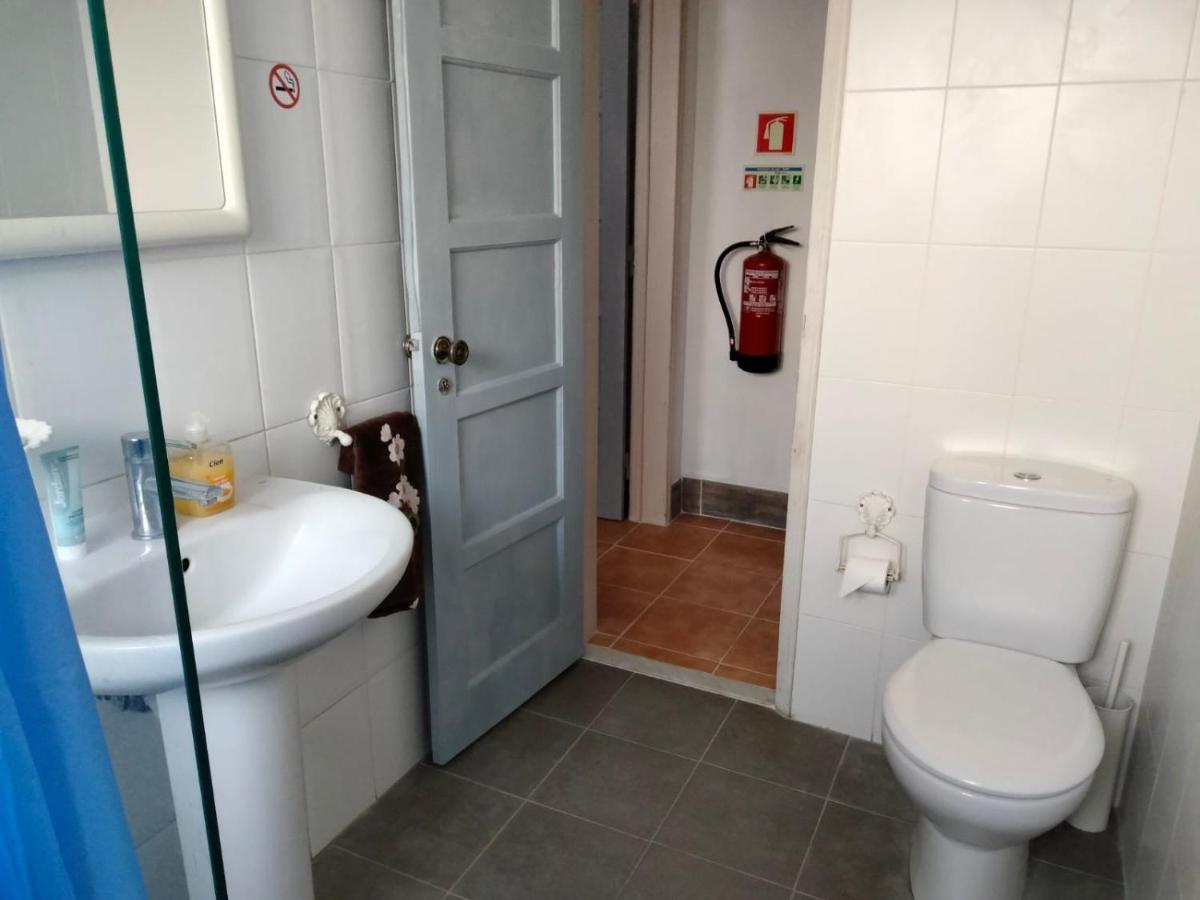 Casa Terra Cota - Almada Apartment ภายนอก รูปภาพ