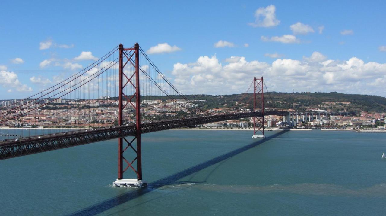 Casa Terra Cota - Almada Apartment ภายนอก รูปภาพ