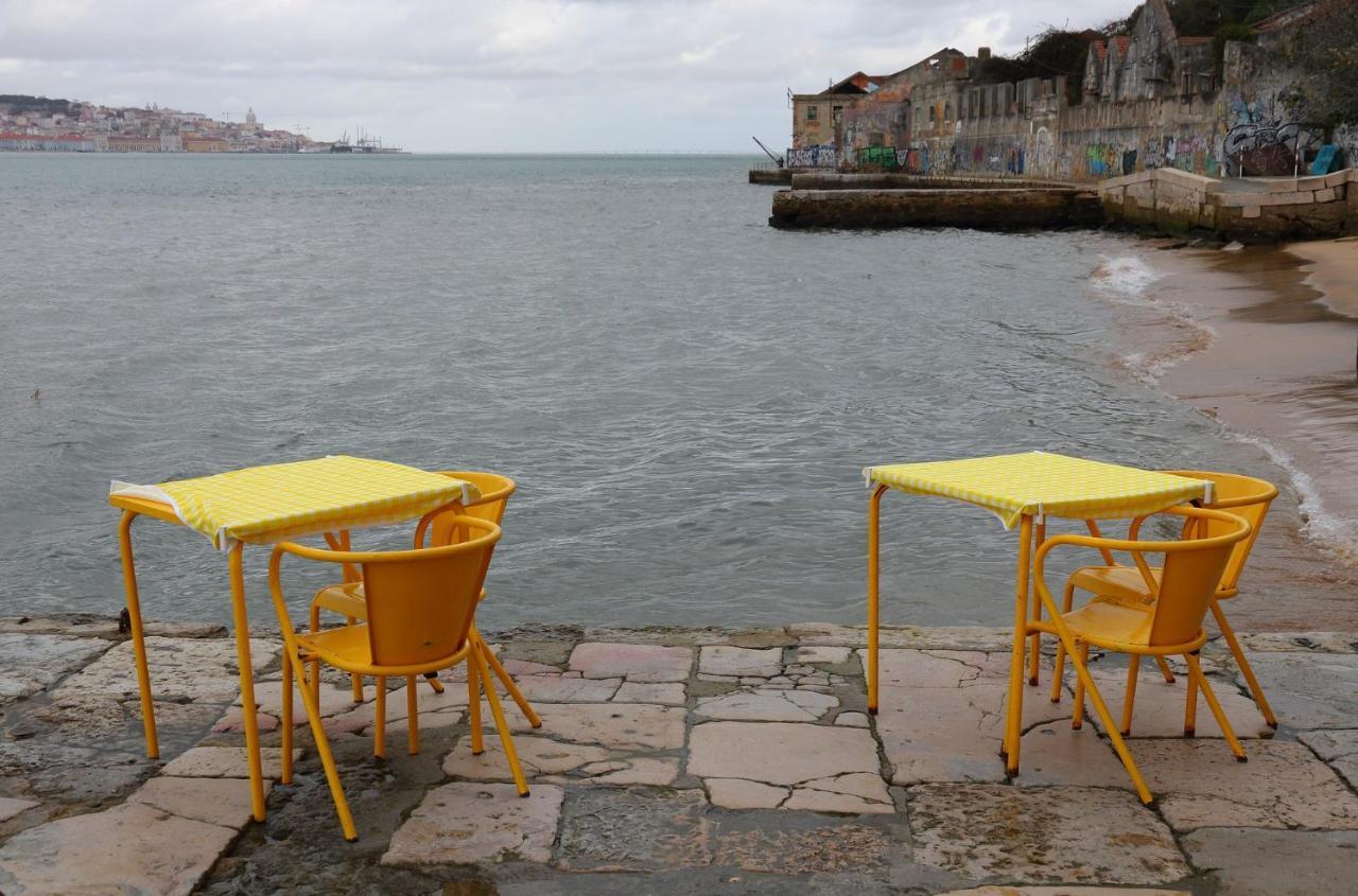 Casa Terra Cota - Almada Apartment ภายนอก รูปภาพ